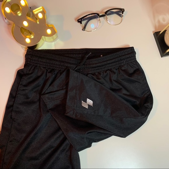 Kids Shorts - Picture 2 of 3